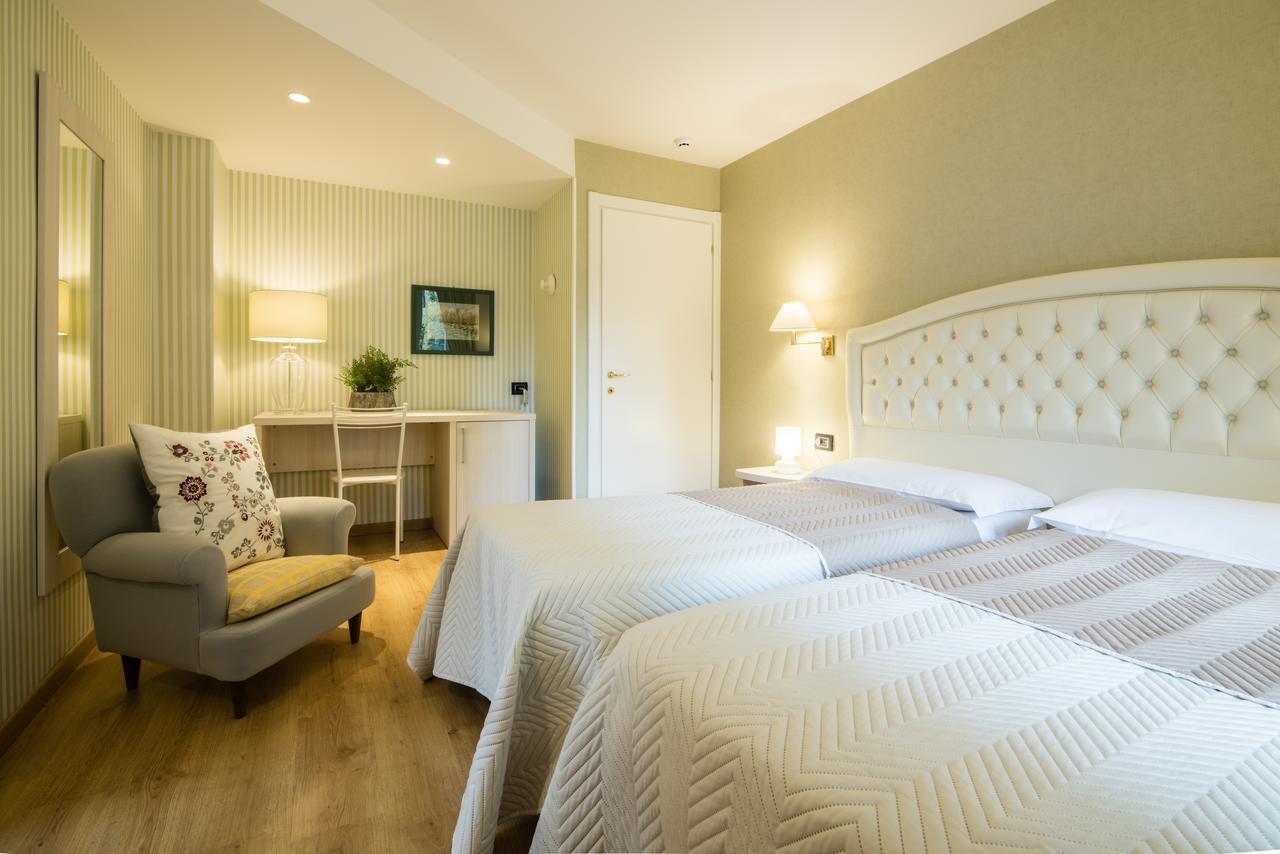 Albergo Milano Snc Lanzo dʼIntelvi Εξωτερικό φωτογραφία